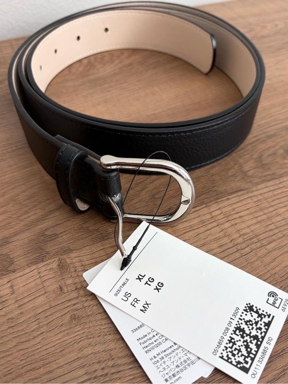 NWT I H&M Black Belt with Silver Hardware
